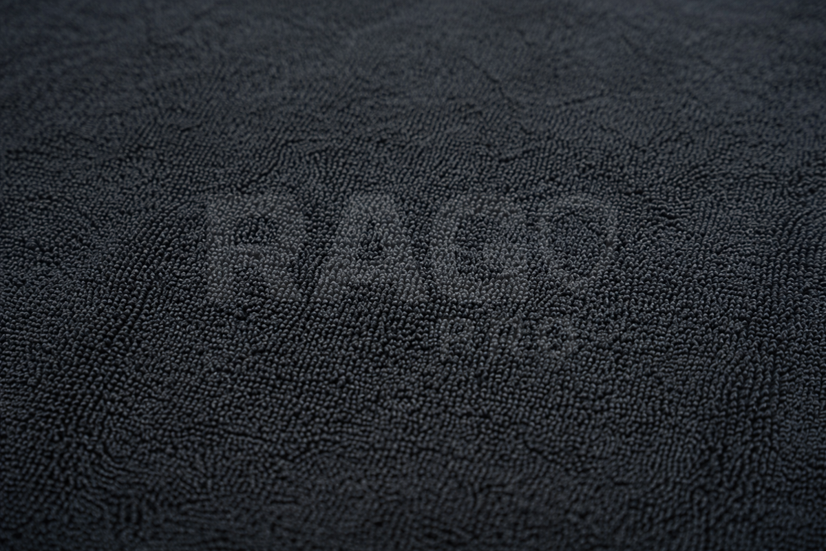 Close-up of the RAG PRO twisted loop fibres and logo